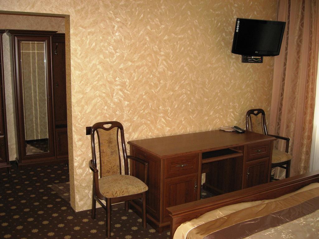 Shato Paradis Hotel 이르핀 객실 사진
